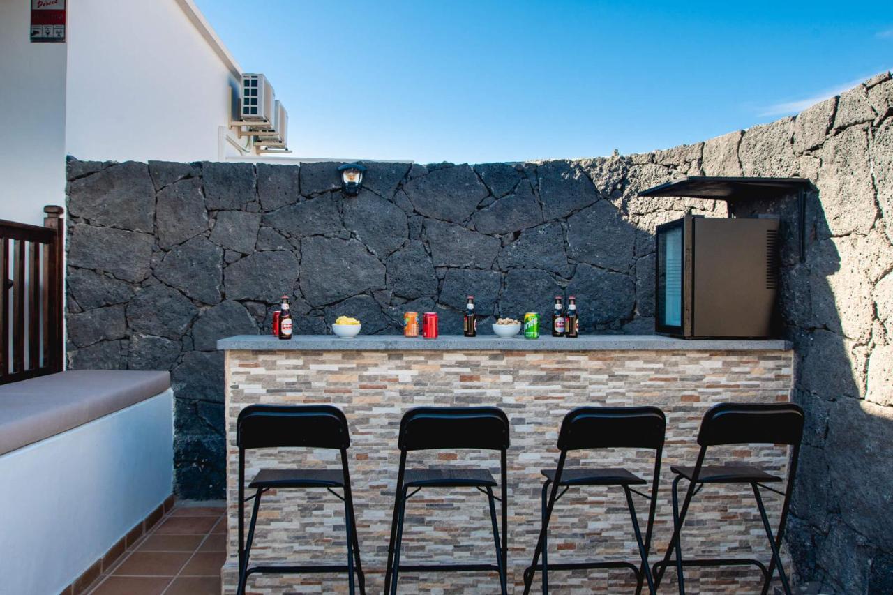 Villa Vista Reina - Luxury 6 Bedroom - Heated Pool- Views - Pool Table - Vista Lobos - Playa Blanca Buitenkant foto