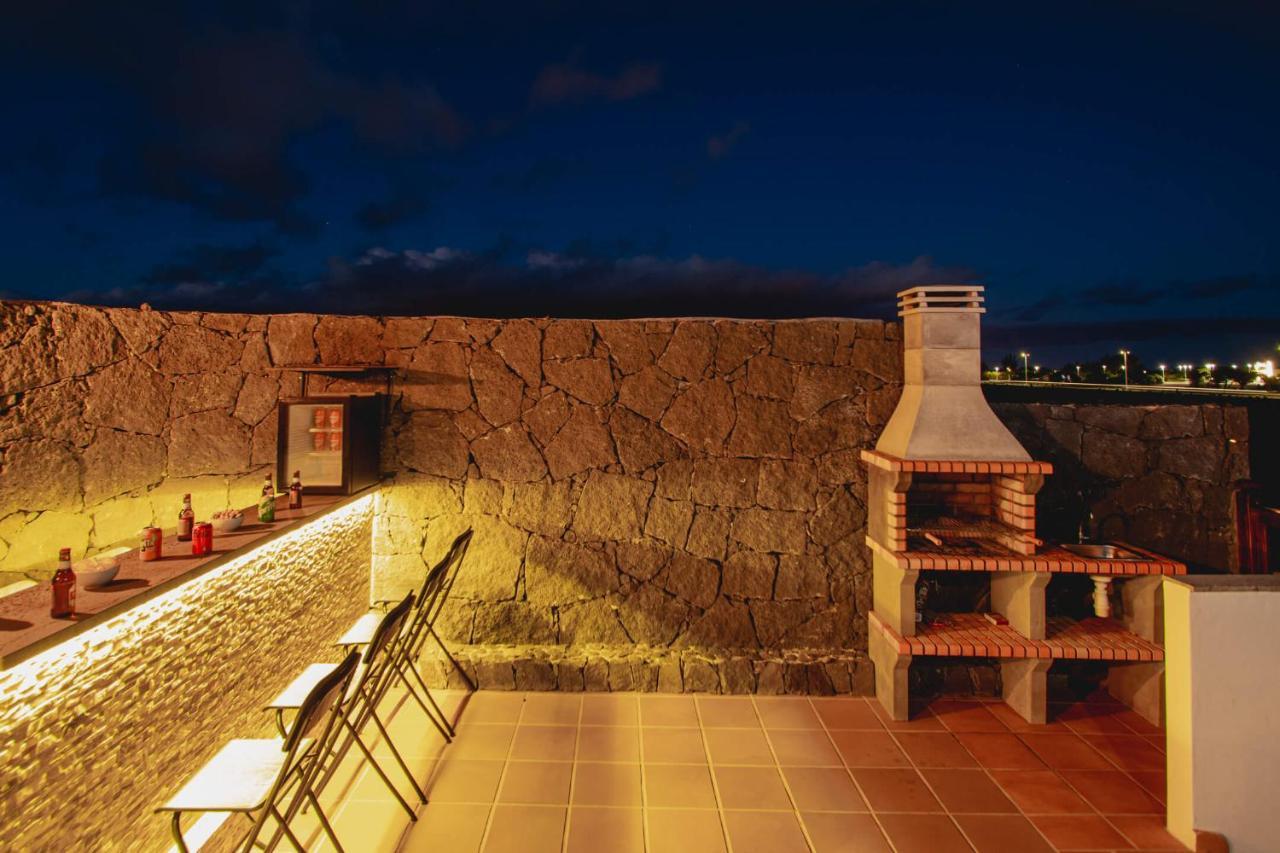 Villa Vista Reina - Luxury 6 Bedroom - Heated Pool- Views - Pool Table - Vista Lobos - Playa Blanca Buitenkant foto
